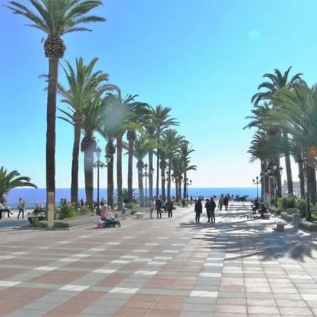 Agreable Au Coeur De Apartamento Nerja